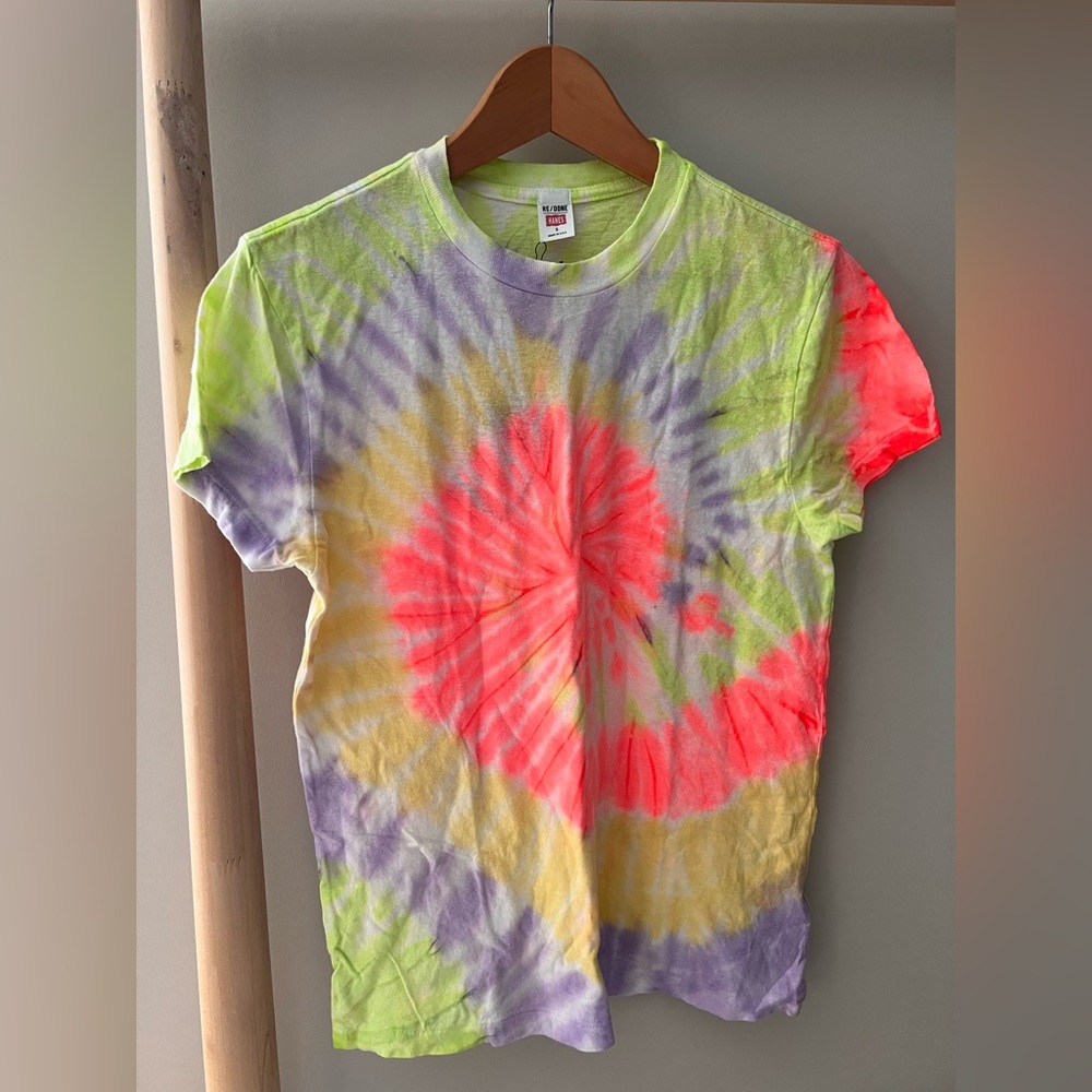 hanes tie dye shirt